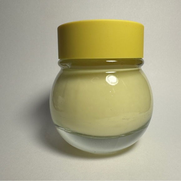 Glow Recipe Banana Soufflé Moisturizer Full Size Boxed New 2024 Reissue 1.7oz - Picture 10 of 11